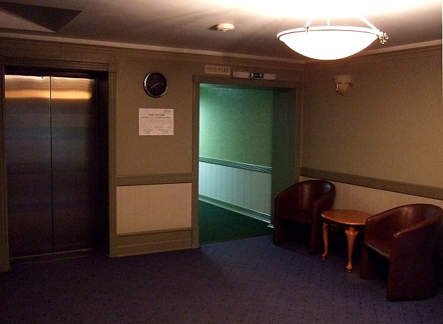 Hotel  Vladivostok 電梯間